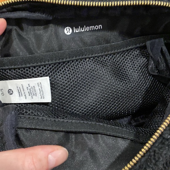 Lululemon fur belt bag - Picture 4 of 4